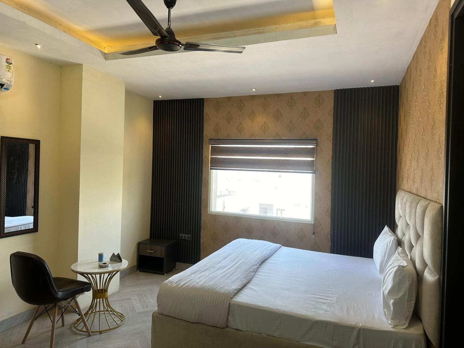 גרייטר נוידה Hotel Kritika מראה חיצוני תמונה